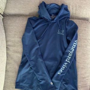 Vineyard vines ladies small hoodie longsleeve.